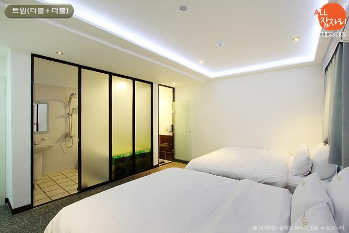 The Hotel Bon Suwon Cameră foto
